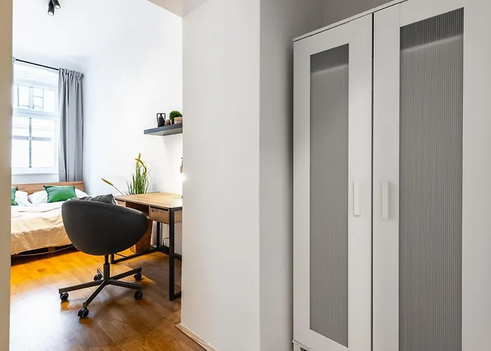 Stylish Designed In A Location * Вена